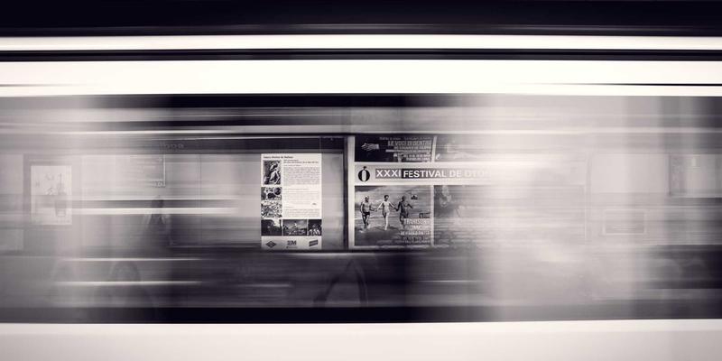 Story Poker QQ98：融合叙事策略与经典玩法的在线扑克新体验