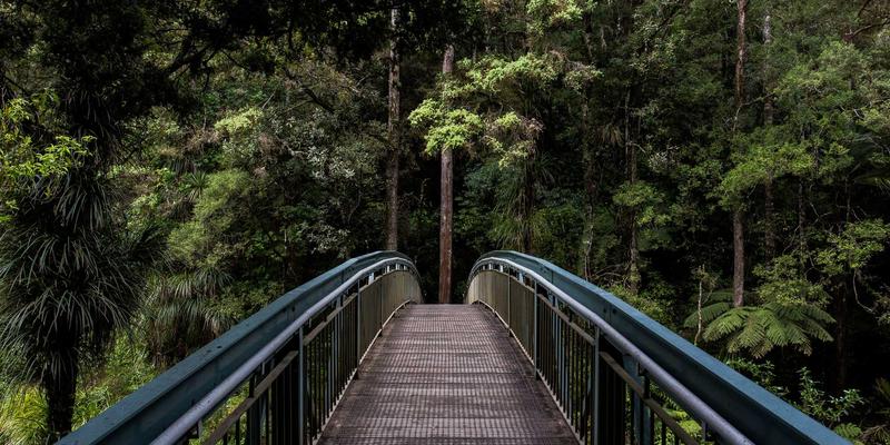 Story Poker QQ：融合日本禅意哲学的在线扑克新境界